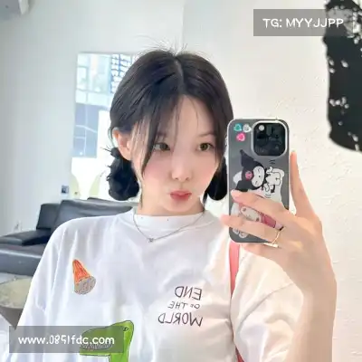 包奕和